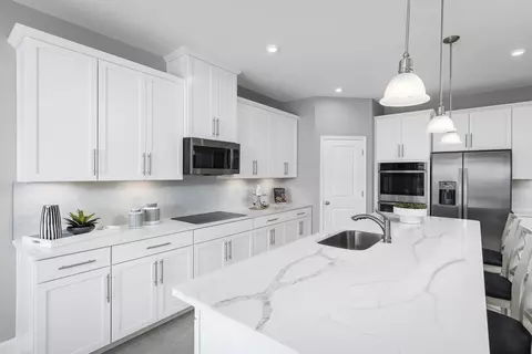Kitchen - 5874 Piney Shrub Pl, Saint Cloud, FL 34771 photo 3 of 5