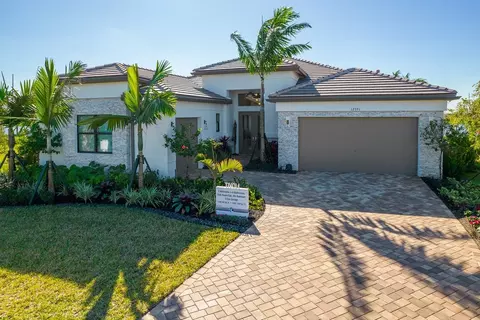 12140 SW Twin Springs Dr, Port Saint Lucie, FL 34987