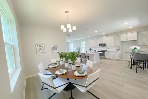 Dining - 5882 Sugar Range Rd, Saint Cloud, FL 34772 photo 1 of 1