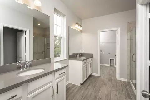 Bath - 5882 Sugar Range Rd, Saint Cloud, FL 34772 photo 1 of 4