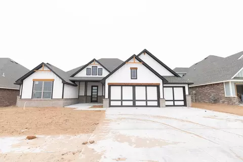 11013 NW 90th St, Yukon, OK 73099