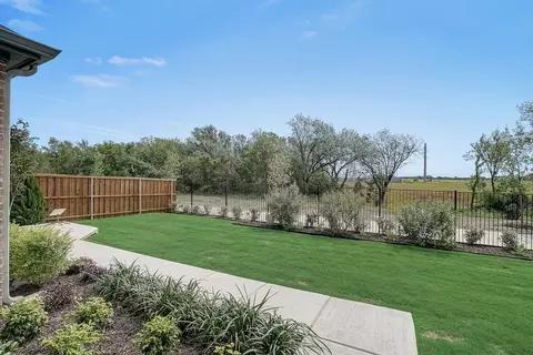 Exterior - 609 Ladybug Trl, Celina, TX 75009 photo 5 of 9
