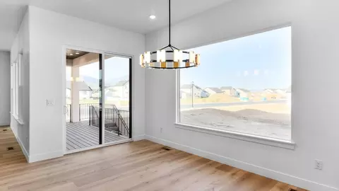 Dining - 718 N 1600 E, Salem, UT 84653 photo 1 of 2
