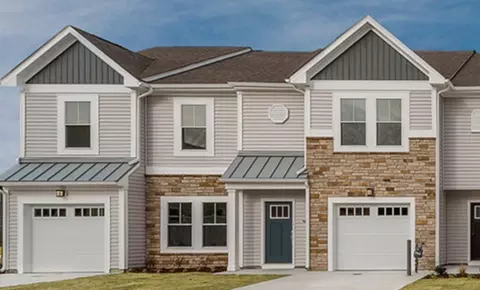 Exterior - 4307 Abercorn Dr, Suffolk, VA 23435 photo 5 of 6