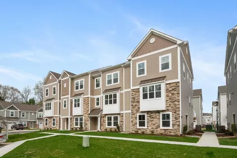 4307 Abercorn Dr, Suffolk, VA 23435