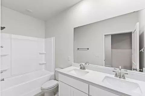 Bath - 5380 Tullamore Dr, Aiken, SC 29801 photo 1 of 5