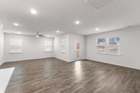 Living - 5380 Tullamore Dr, Aiken, SC 29801 photo 2 of 4