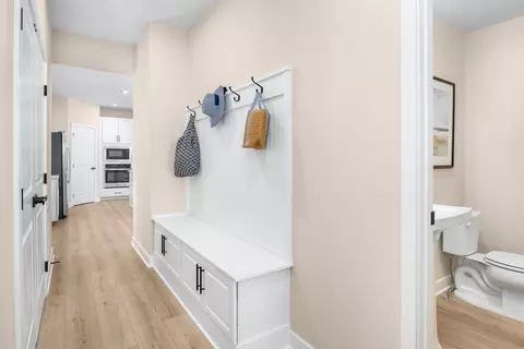 Entry Way - 343 Flying Eagle Dr, Commerce, GA 30549 photo 1 of 4