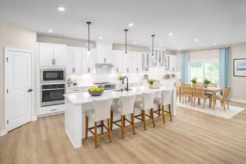 Kitchen - 343 Flying Eagle Dr, Commerce, GA 30549 photo 3 of 5