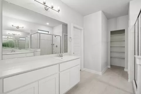 Bath - 6604 Denim Dr, Crowley, TX 76036 photo 5 of 13