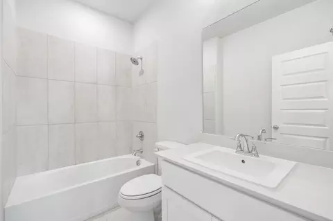 Bath - 6604 Denim Dr, Crowley, TX 76036 photo 7 of 13