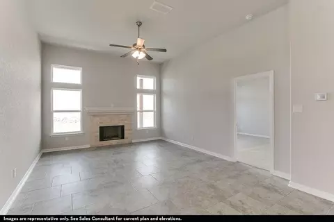 Living - Model Coming Soon!, Dickinson, TX 77539 photo 2 of 3