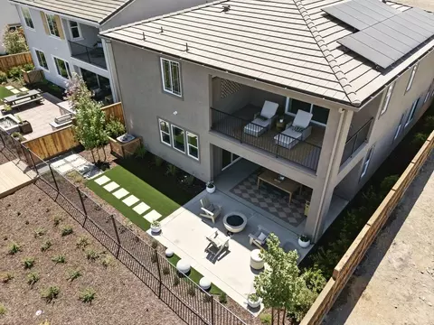 Exterior - 4329 Tullamore Ave, Lathrop, CA 95330 photo 6 of 20
