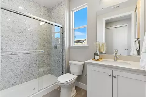 Bath - 4329 Tullamore Ave, Lathrop, CA 95330 photo 1 of 11