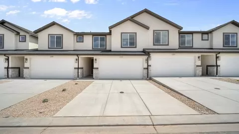 2273 S Wolverine Way #2475, Washington, UT 84780
