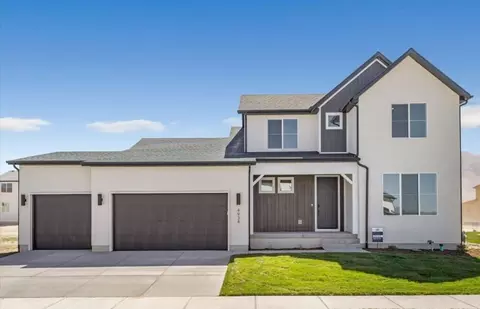 4934 N Topaz Dr, Eagle Mountain, UT 84005