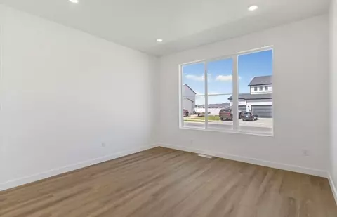 Living - 4934 N Topaz Dr, Eagle Mountain, UT 84005 photo 1 of 3