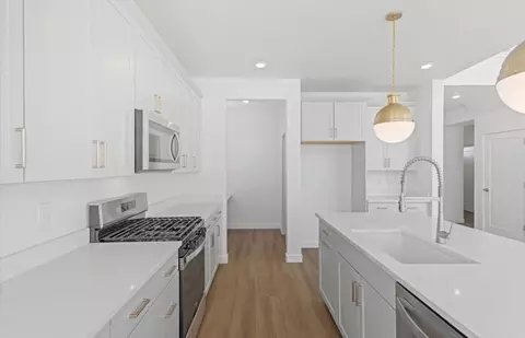 Kitchen - 4934 N Topaz Dr, Eagle Mountain, UT 84005 photo 1 of 2