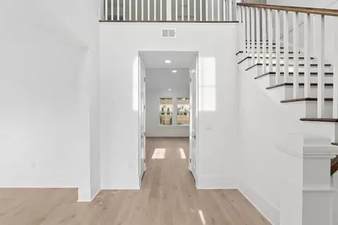 26 Tee Pl, Neptune, NJ 07753