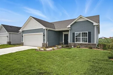 6466 E 104th Ave, Crown Point, IN 46307