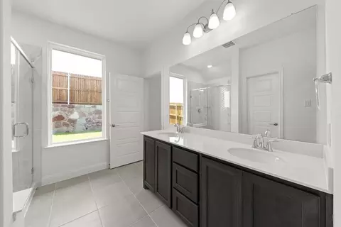 Bath - 1628 Macadamia Ct, Aubrey, TX 76227 photo 1 of 4
