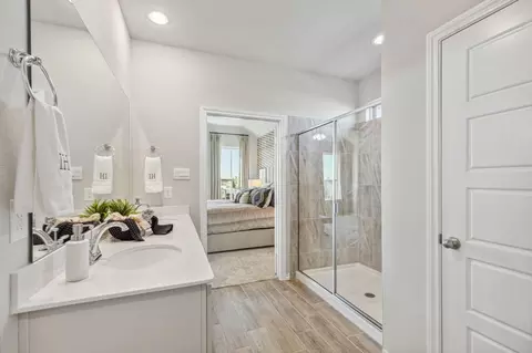 Bath - 356 Pasture Dr, Midlothian, TX 76065 photo 1 of 5