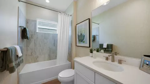 Bath - 10025 Hammock Brook Dr, Parrish, FL 34219 photo 2 of 3