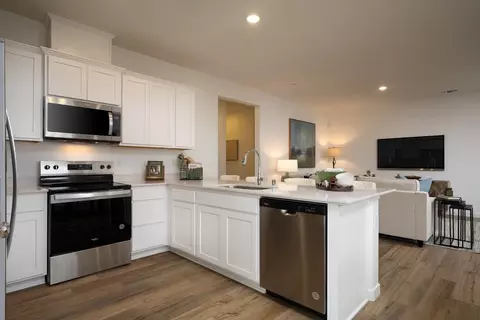 Kitchen - 208 Nadine St, Merced, CA 95341 photo 3 of 3