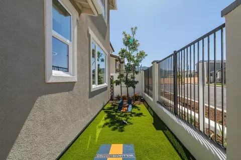 Exterior - 3834 Savannah Ln, Piru, CA 93040 photo 4 of 7