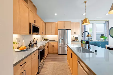 Kitchen - 3834 Savannah Ln, Piru, CA 93040 photo 2 of 6