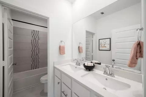 Bath - 4683 Bridgewood Dr, Spring, TX 77386 photo 6 of 7