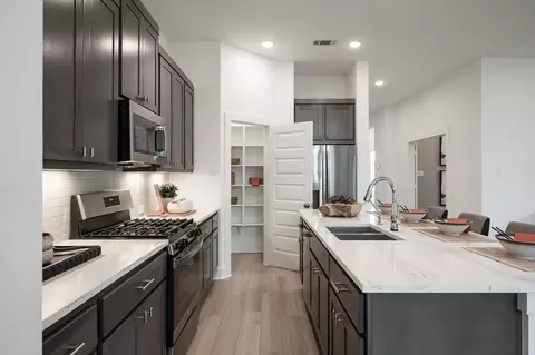 Kitchen - 4683 Bridgewood Dr, Spring, TX 77386 photo 6 of 6