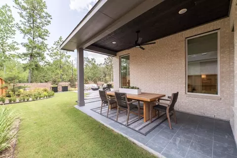 Exterior - 4683 Bridgewood Dr, Spring, TX 77386 photo 9 of 14