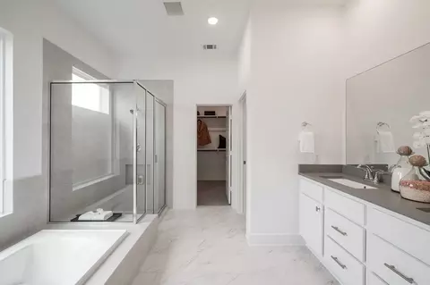 Bath - 4683 Bridgewood Dr, Spring, TX 77386 photo 5 of 7