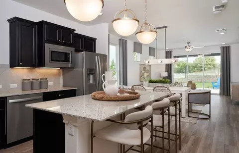 Kitchen - 701 Silver Spur Blvd, Georgetown, TX 78633 photo 2 of 5