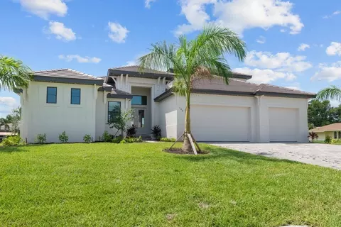 617 El Dorado Pkwy W, Cape Coral, FL 33914