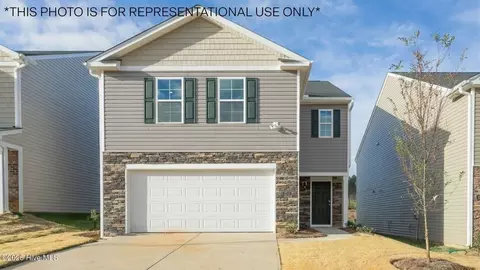 2104 Montalvan Dr, Greenville, NC 27834