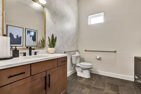 Bath - 636 Knotted Birch Ave, Saint Augustine, FL 32092 photo 3 of 6