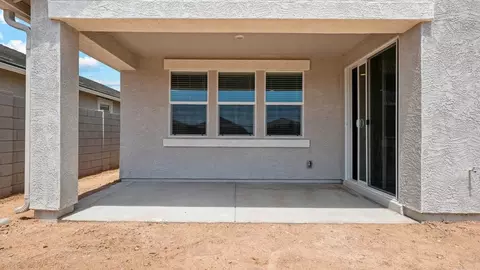 Exterior - 2633 W Sentiero Ave, Apache Junction, AZ 85120 photo 1 of 13