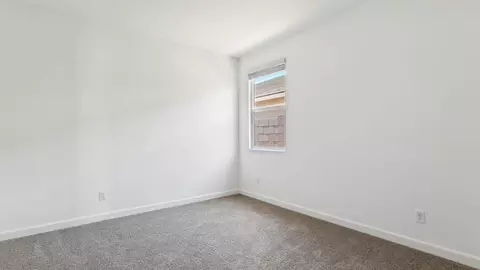 Bedroom - 2633 W Sentiero Ave, Apache Junction, AZ 85120 photo 5 of 16