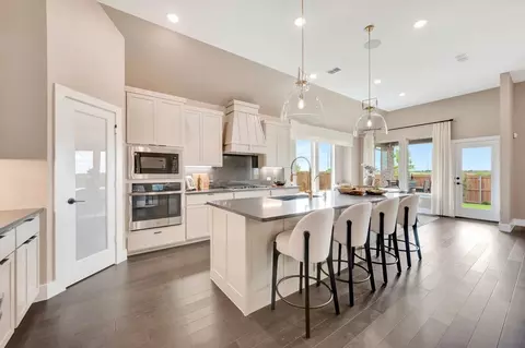 Kitchen - 212 Ogden Dr, Haslet, TX 76052 photo 4 of 4