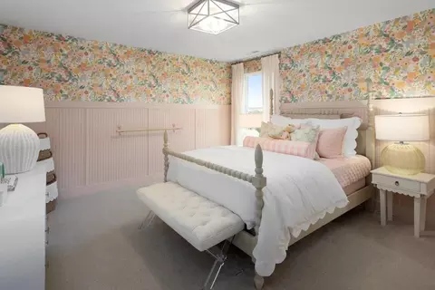 Bedroom - 211 Grandview Dr #STE 130, Fort Mitchell, KY 41017 photo 4 of 6