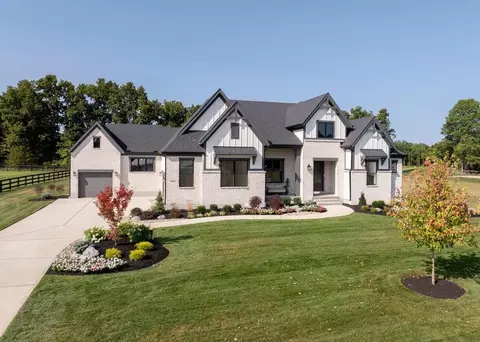 Exterior - 211 Grandview Dr #STE 130, Fort Mitchell, KY 41017 photo 1 of 11
