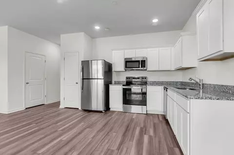 Kitchen - 190 Halstead Dr, Moncks Corner, SC 29461 photo 2 of 4