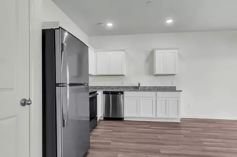 Kitchen - 190 Halstead Dr, Moncks Corner, SC 29461 photo 3 of 4