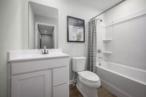 Bath - 121 Summit View Ln, Franklin, VA 23851 photo 1 of 1