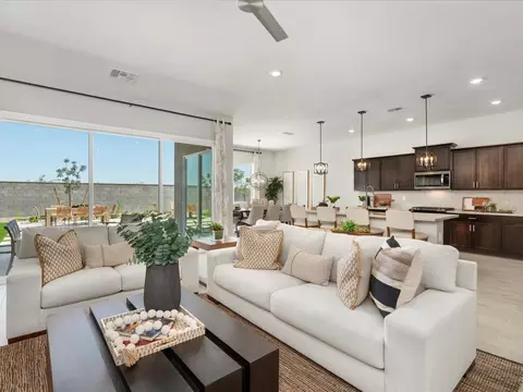 10802 W Odeum Ln, Tolleson, AZ 85353