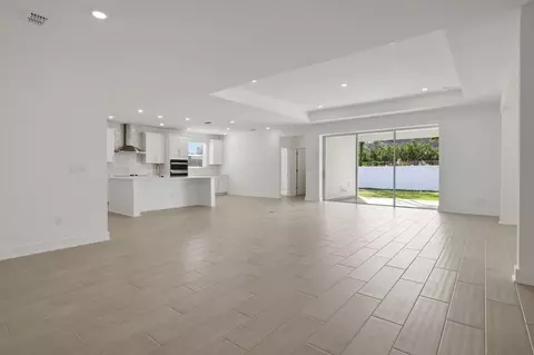 Living - 96040 Pirates Bluff Rd, Yulee, FL 32097 photo 2 of 6
