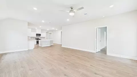 Living - 206 High Ridge Rd, Duson, LA 70529 photo 3 of 6