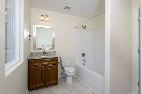 Bath - 234 Hall Rd, Hampton, VA 23664 photo 6 of 6